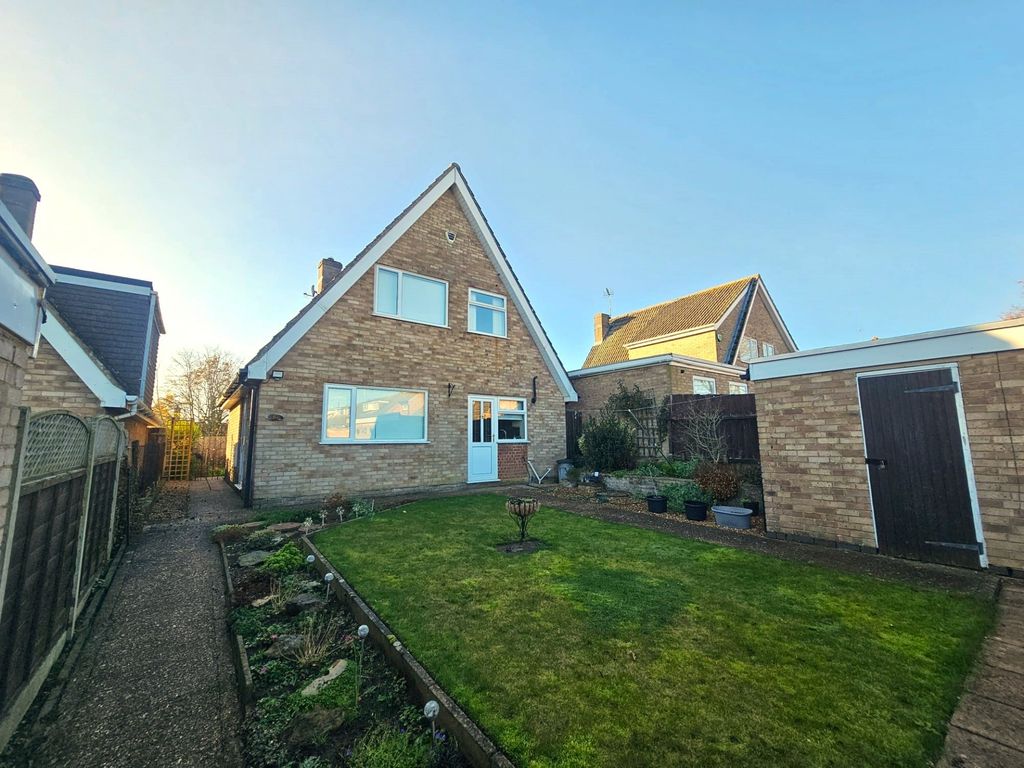 Property photo 1 of 21 Pheasant Way