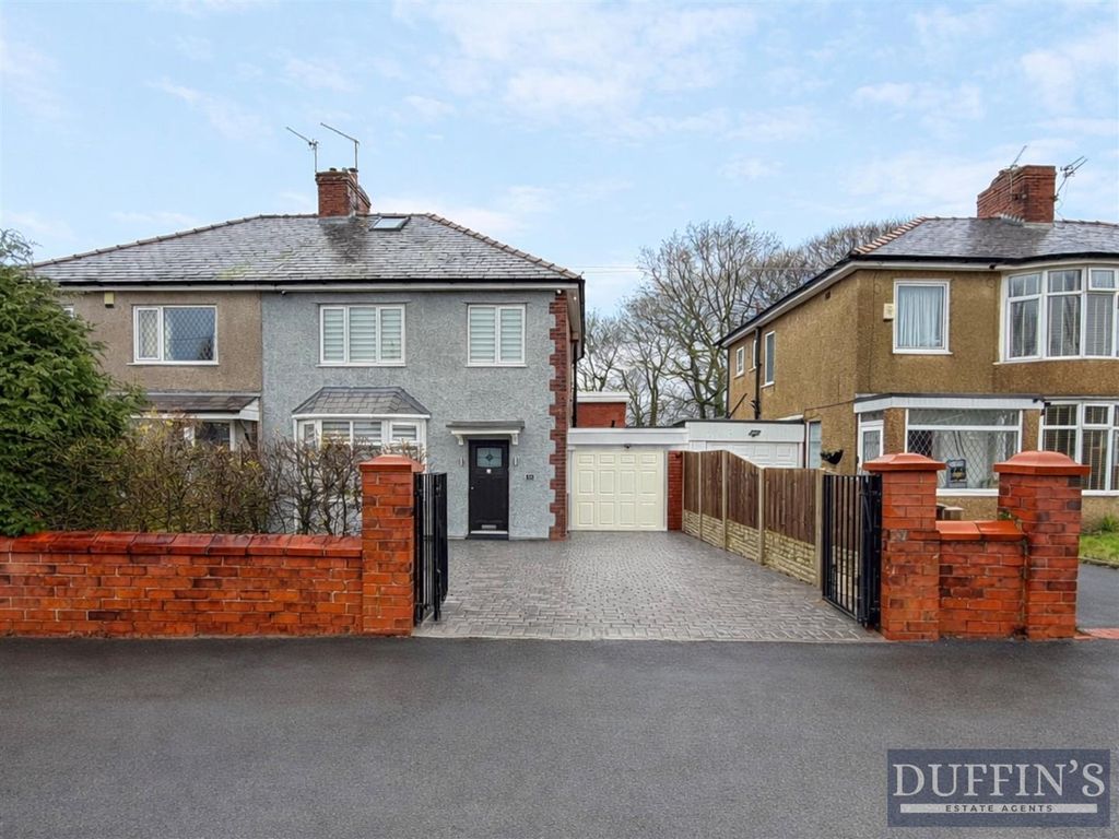 Property photo 1 of 20 External