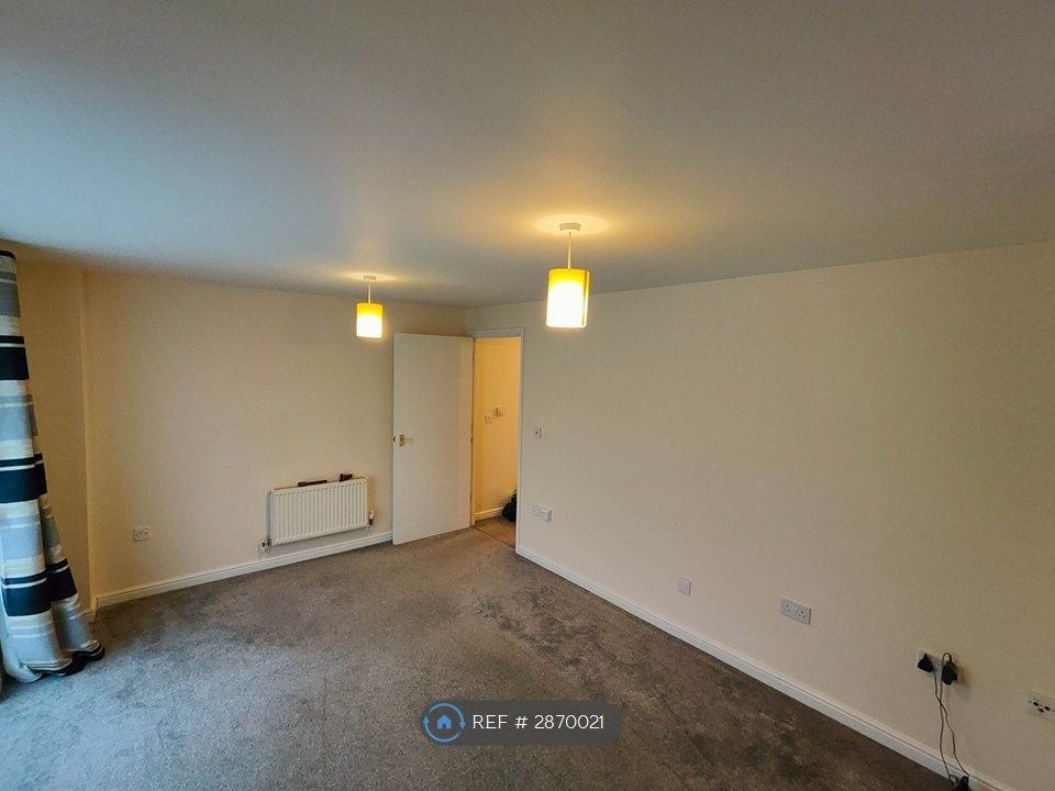 Property photo 3 of 26