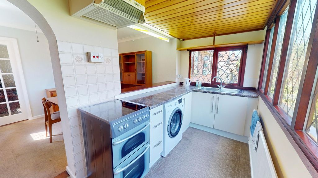 Property photo 2 of 22 4067142