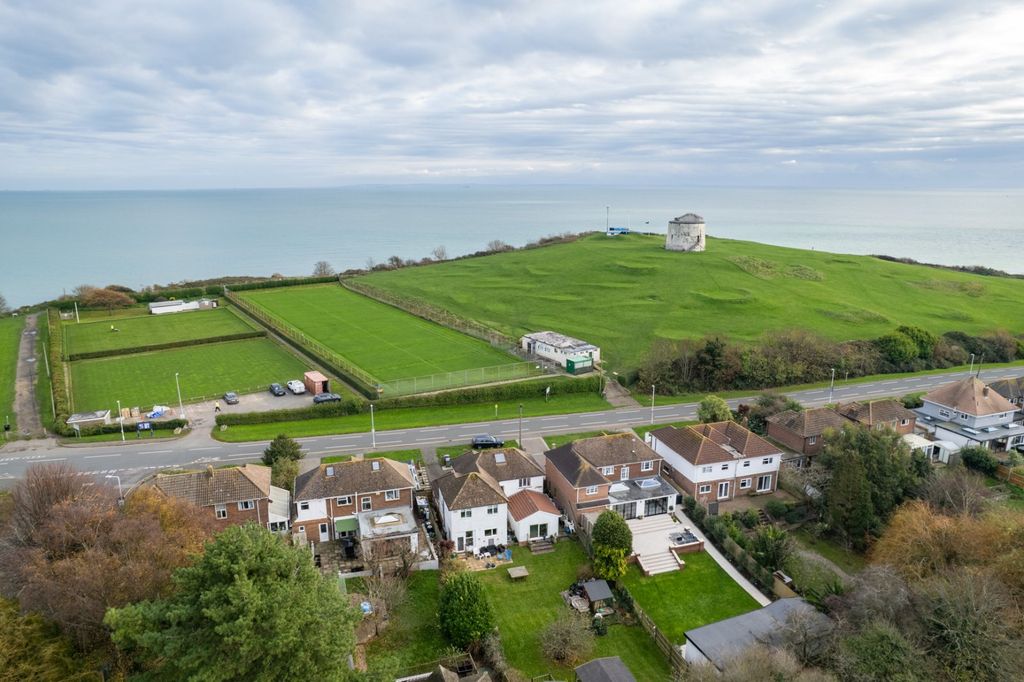 Property photo 2 of 18 Picture 2