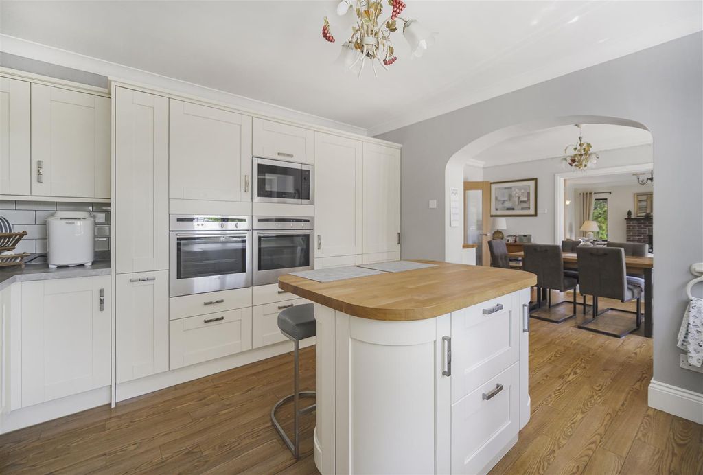 Additional image 7 of 5 bed detached house for saleMill Road, Lisvane, Cardiff CF14