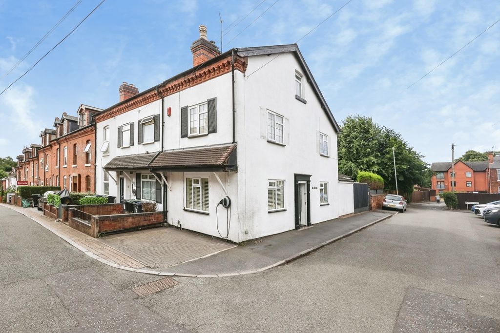 Property photo 1 of 32 Pbox-Img.Jpg