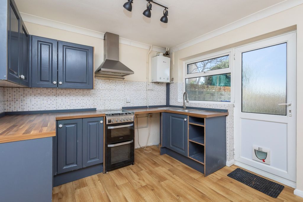 Property photo 2 of 14 4804662