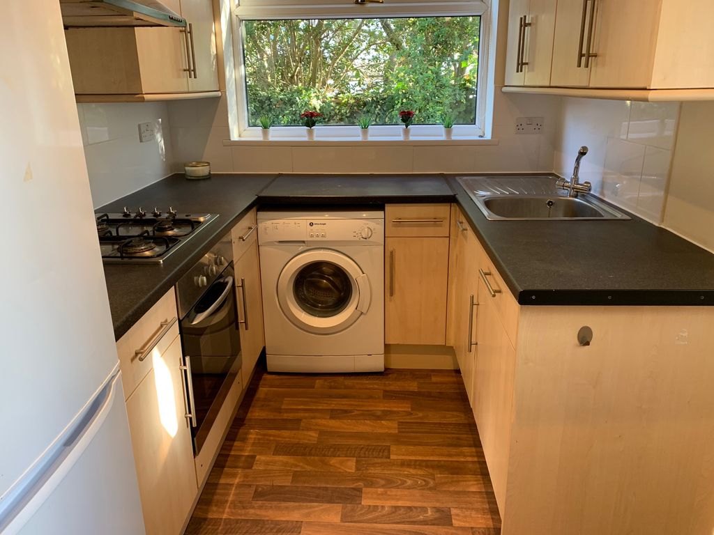 Property photo 3 of 24