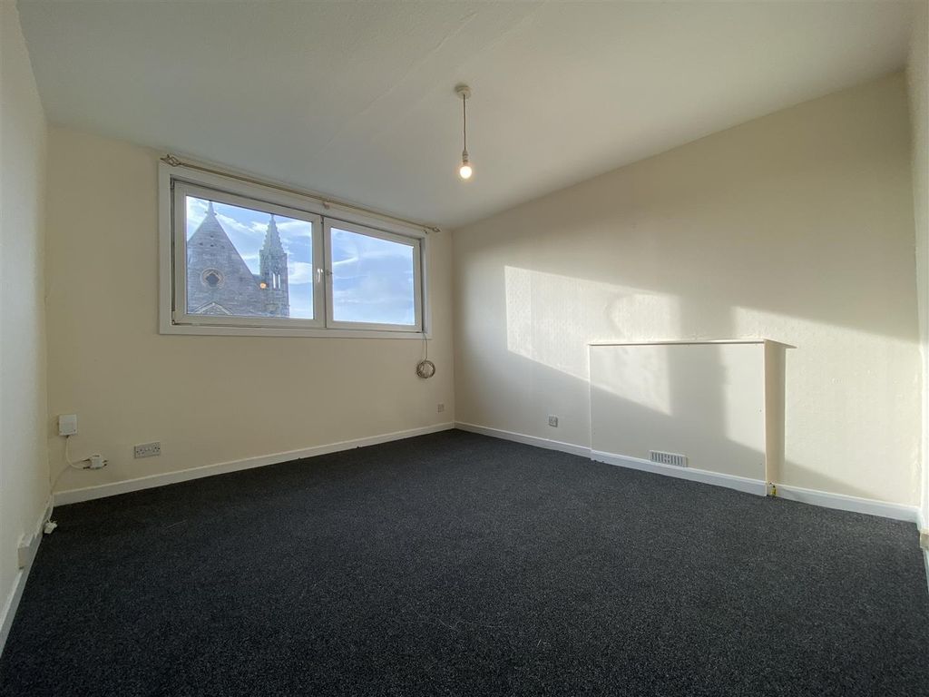 Additional image 4 of 2 bed flat to rentNorth Methven Street, Perth PH1