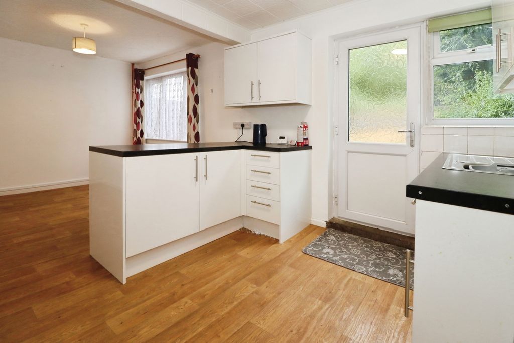 Property photo 2 of 17 Pbox-Img.Jpg