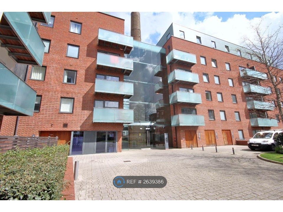 Property photo 1 of 27 Building