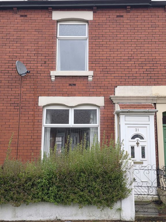 Property photo 1 of 12 Front Of House