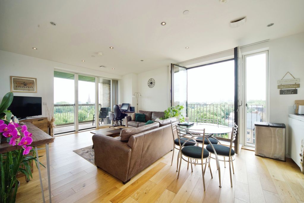 Property photo 3 of 18 Photo #3