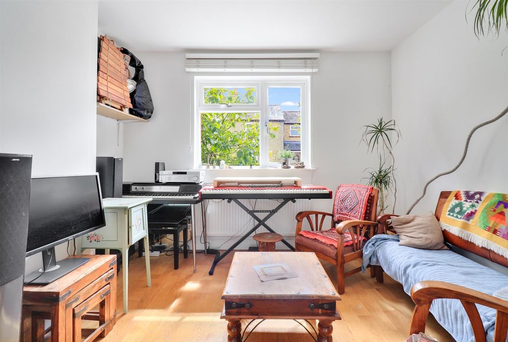 Property photo 3 of 30 Img (2).Jpg