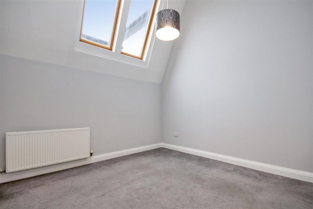 Property photo 3 of 14 Img_1097.Jpg