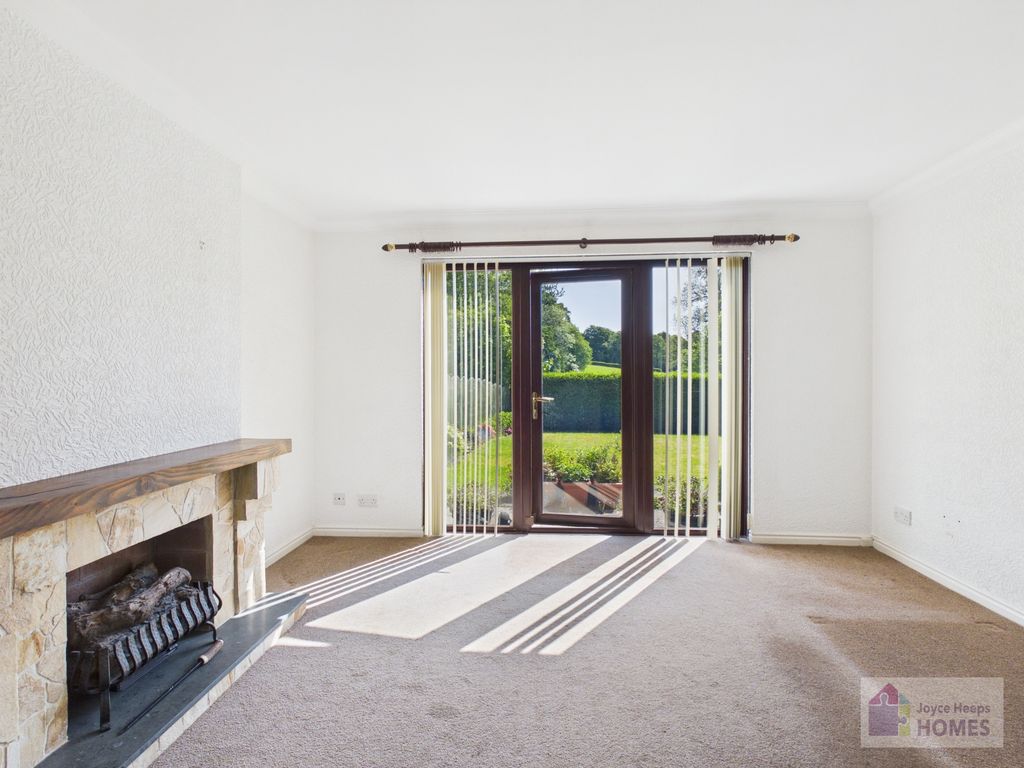 Property photo 3 of 23