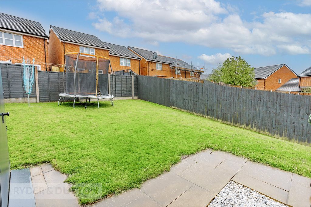 Property photo 3 of 20 External