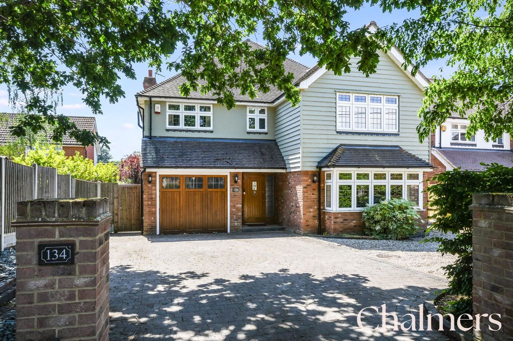 Property photo 1 of 25