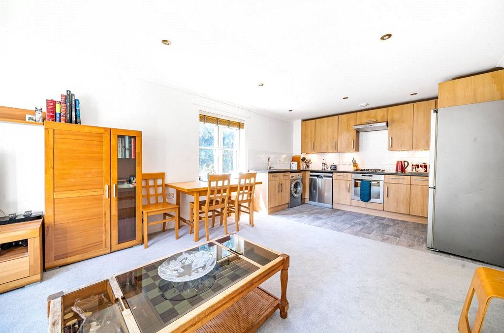 Property photo 2 of 17 Picture No. 02