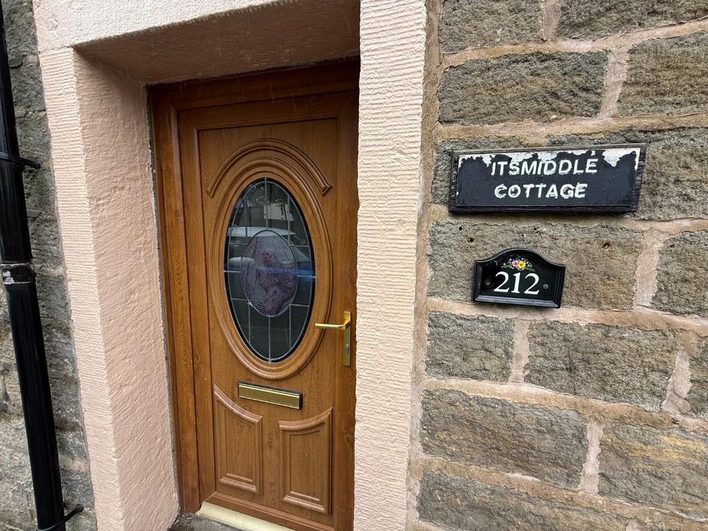 Property photo 2 of 20