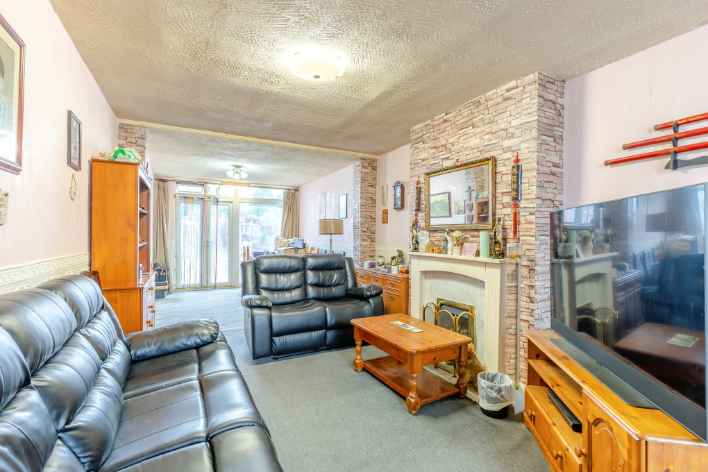 Property photo 2 of 9