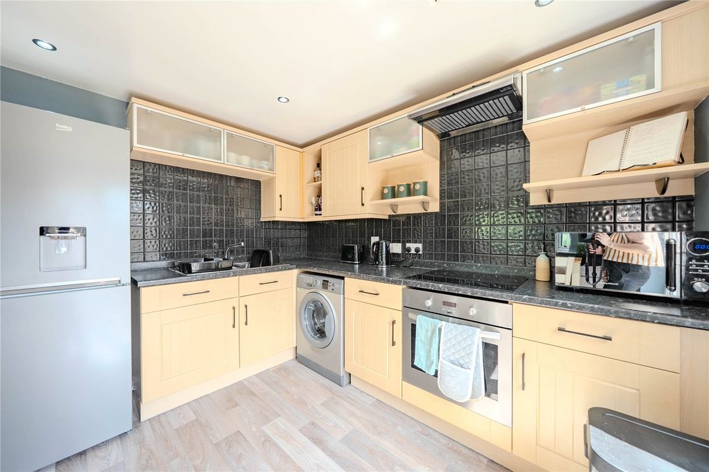 Property photo 3 of 13 Picture No. 04