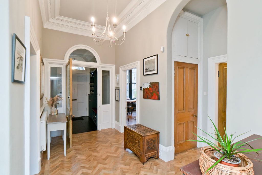 Additional image 21 of 3 bed flat for saleMerchiston Crescent, Edinburgh EH10