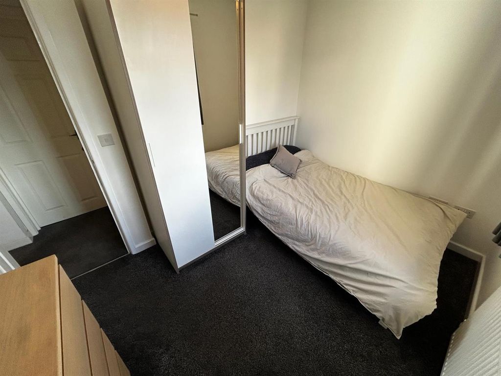 Property photo 1 of 7 Rm 7