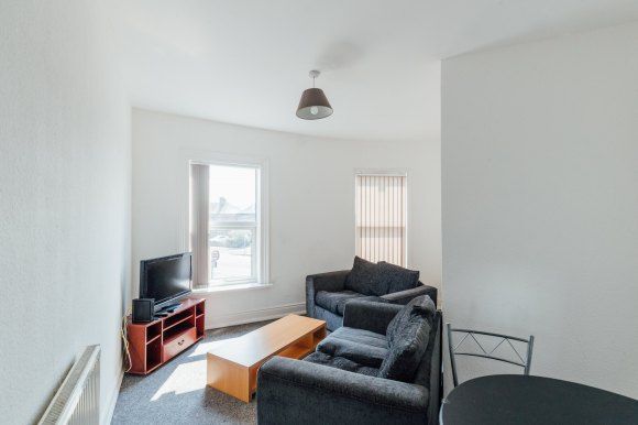 Property photo 3 of 9 7927694.Jpg