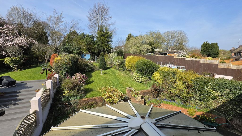 Property photo 2 of 26 Picture No. 33