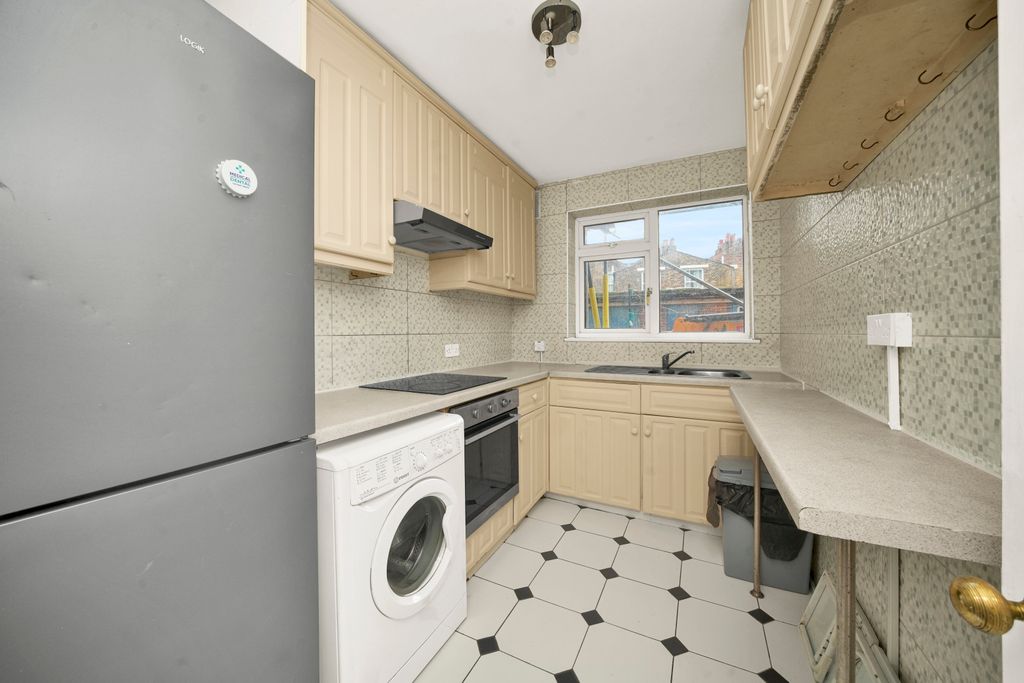 Property photo 1 of 9 Picture No. 01