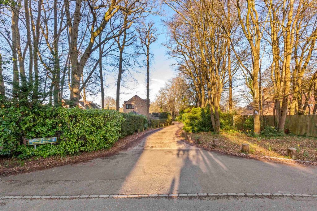 Property photo 3 of 21