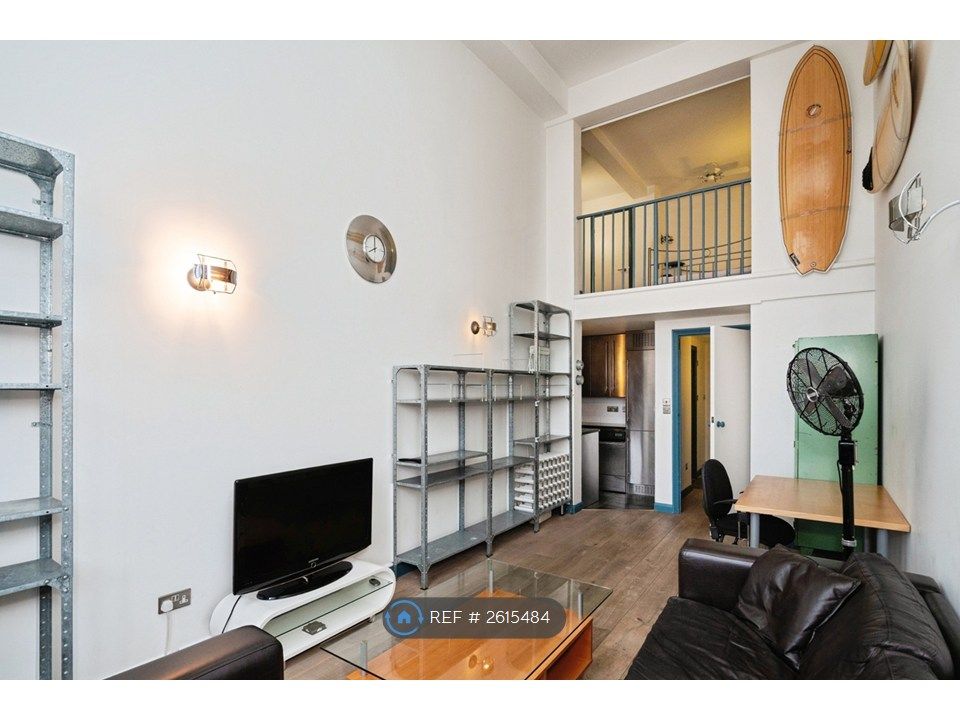 Property photo 2 of 26