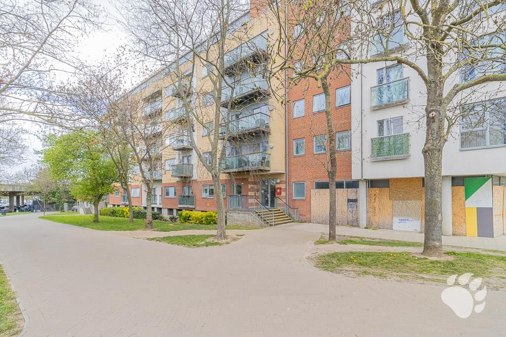 Property photo 1 of 7 Front