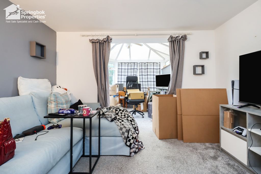 Property photo 3 of 10 Image 2