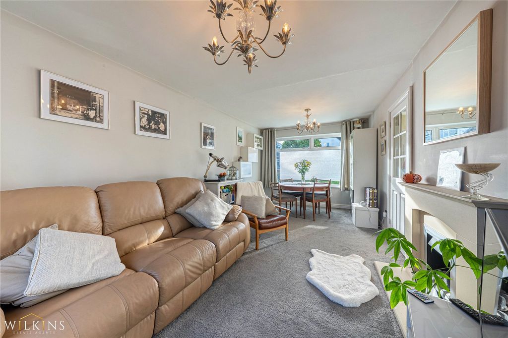 Property photo 2 of 23 Picture No. 13