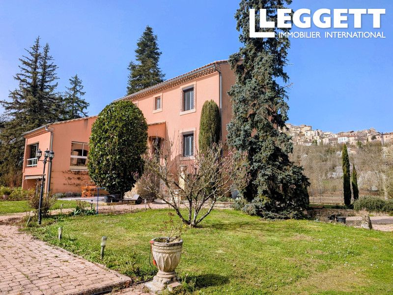 Property photo 2 of 10