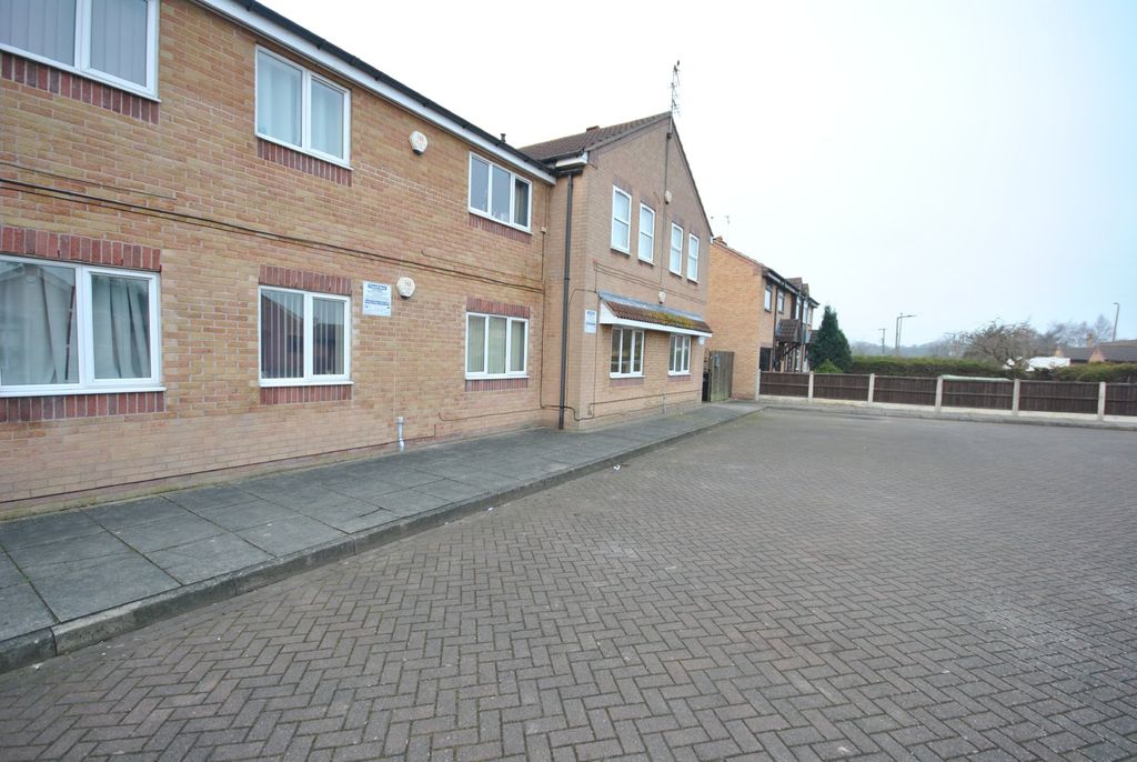 Property photo 2 of 11