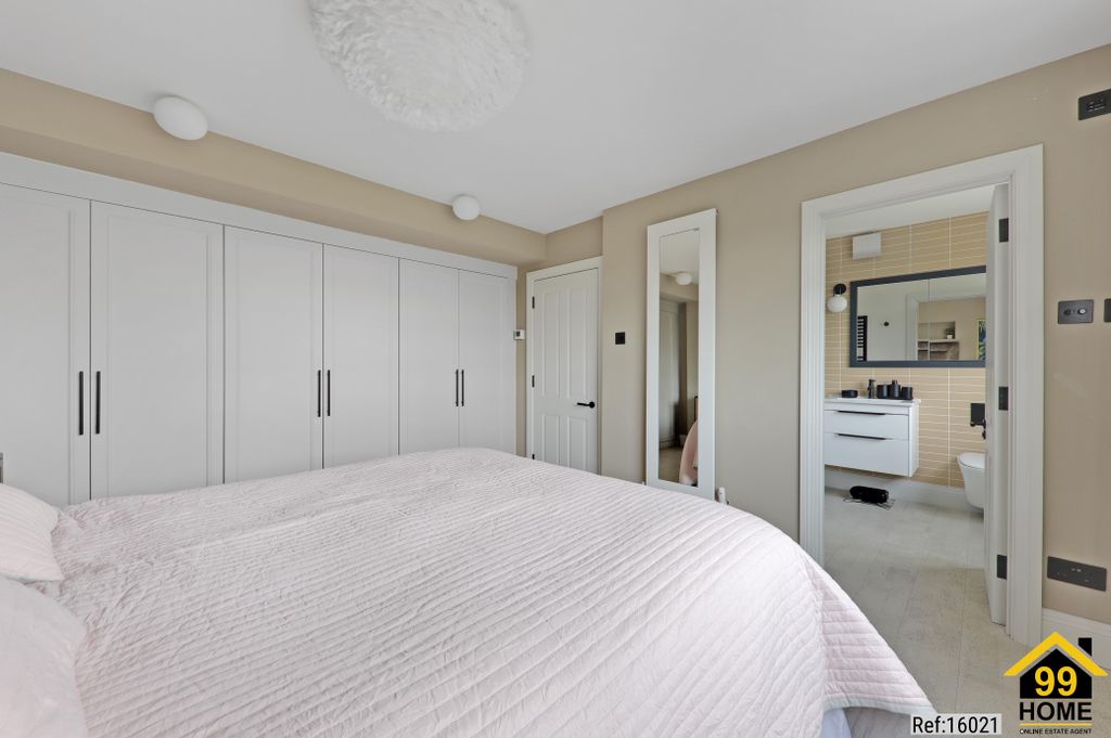 Property photo 2 of 14 Photo 1