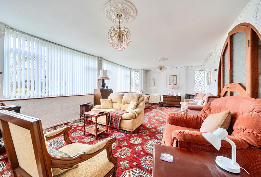 Property photo 2 of 13 1464548-16-6A0B7d...