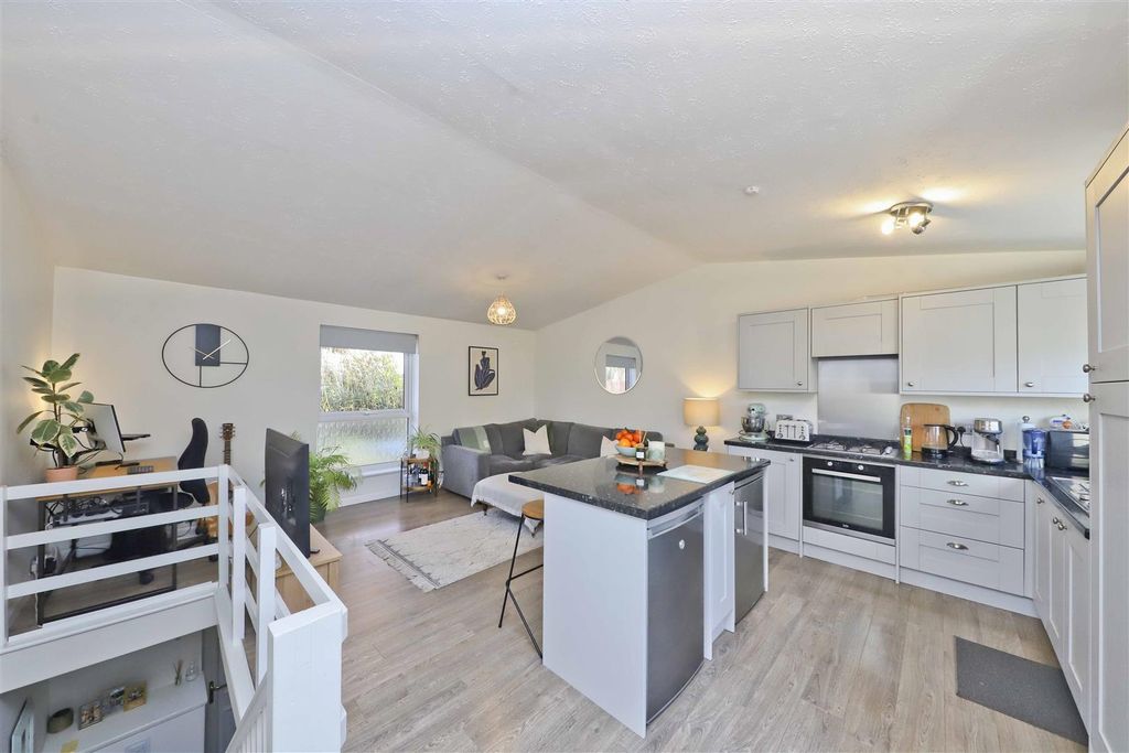 Property photo 2 of 15 Living Room