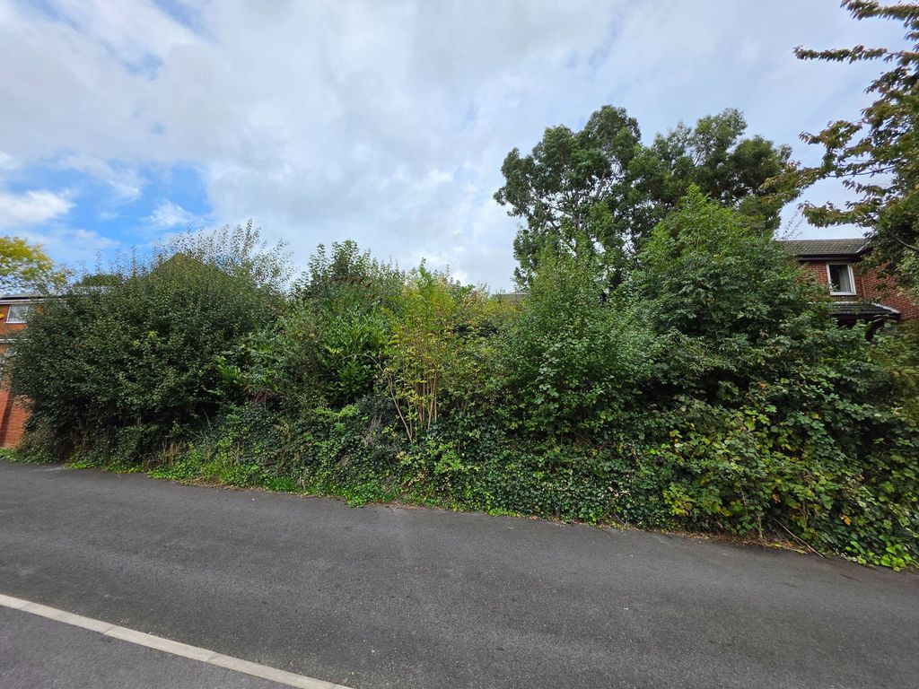 Property photo 3 of 3