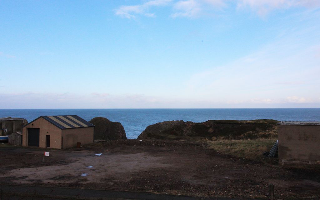 Property photo 1 of 4