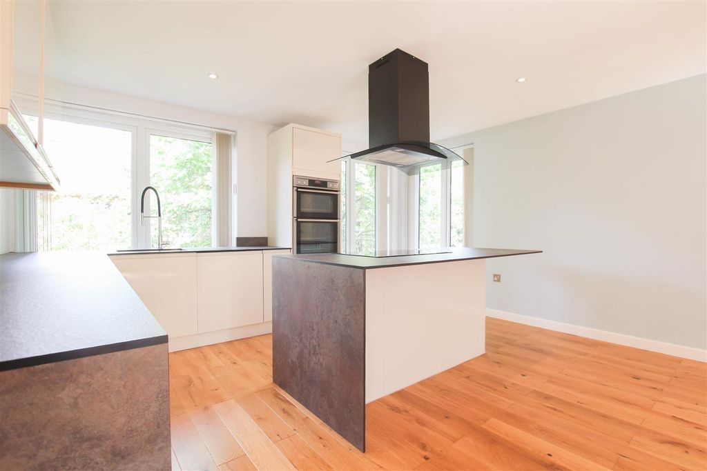 Property photo 1 of 12 Img_6429.Jpg
