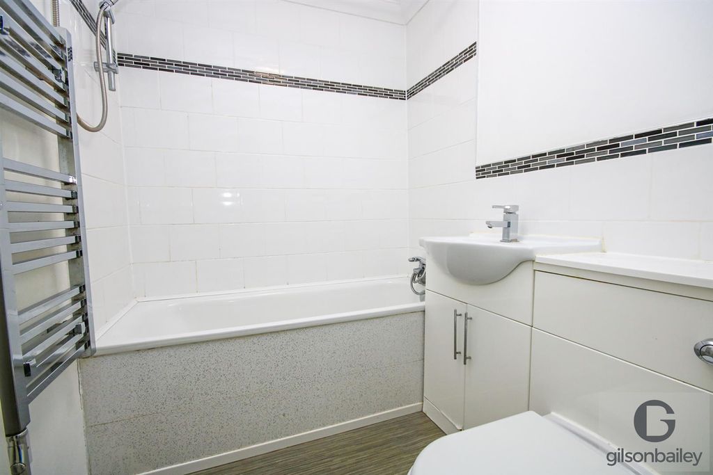 Property photo 3 of 6 Img_8204-2.Jpg
