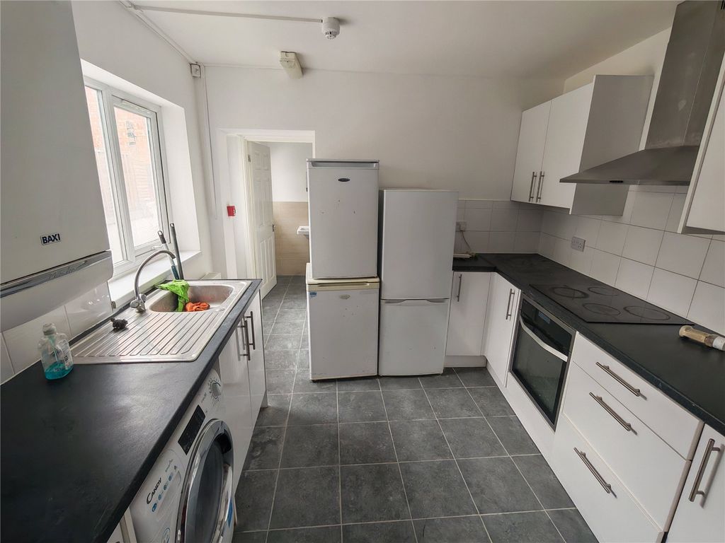 Property photo 3 of 13 Picture No. 02