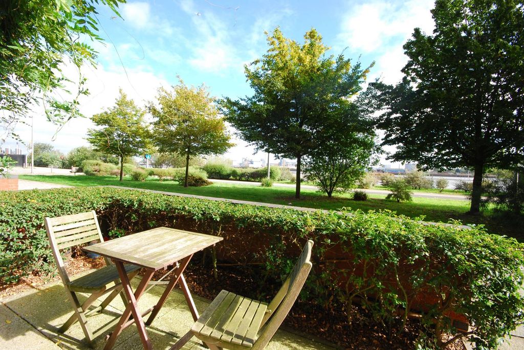 Property photo 2 of 3