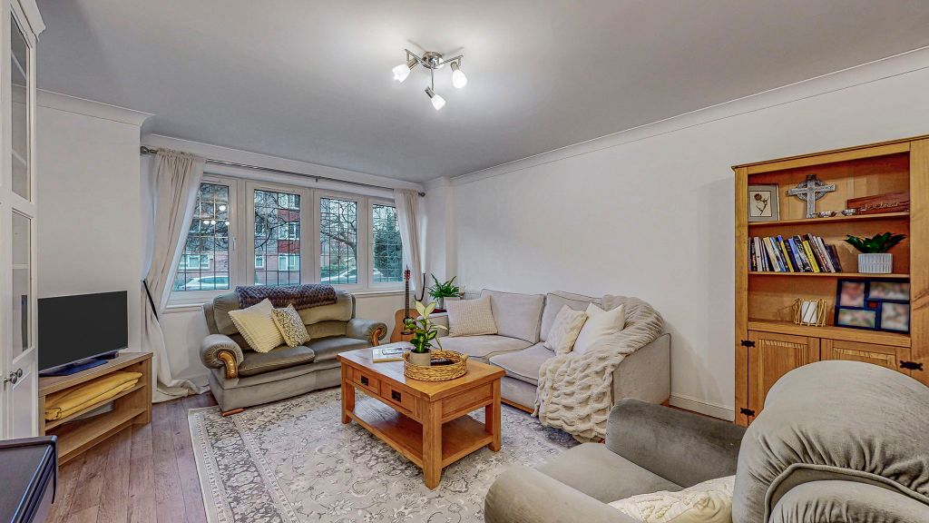 Property photo 2 of 28