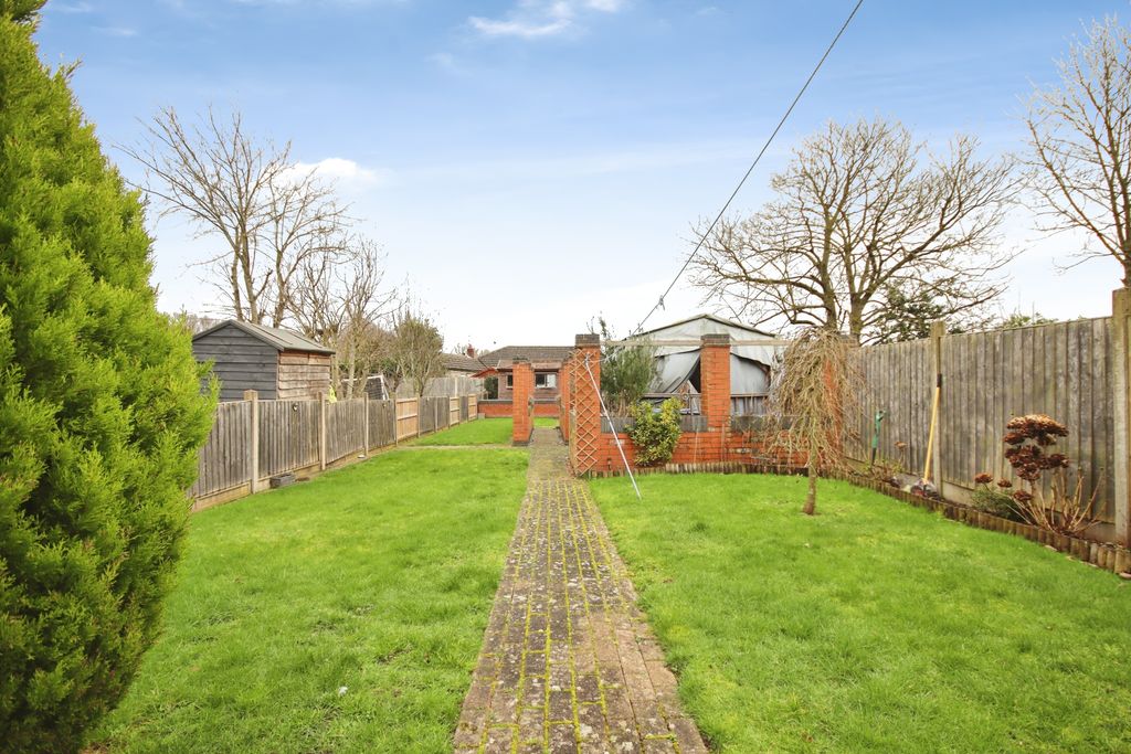 Property photo 3 of 4