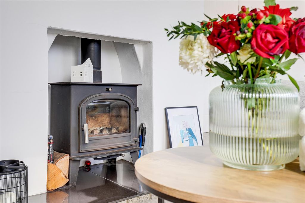 Property photo 3 of 28 Img_8080-Img_8084.Jpg