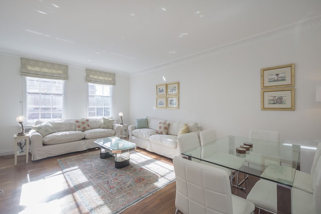 Property photo 1 of 11 Reception Room