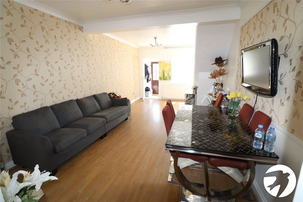 Property photo 3 of 14 Picture No. 04