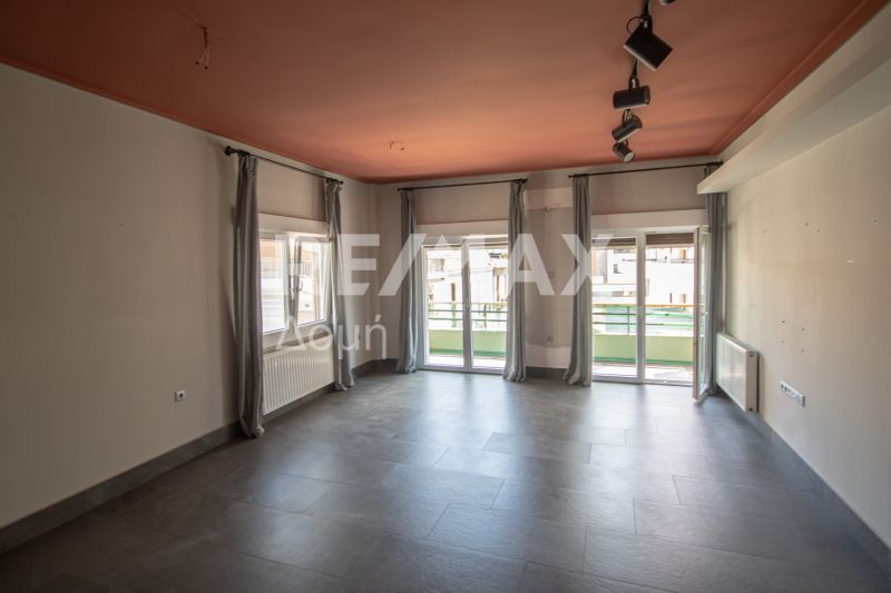 Property photo 1 of 49